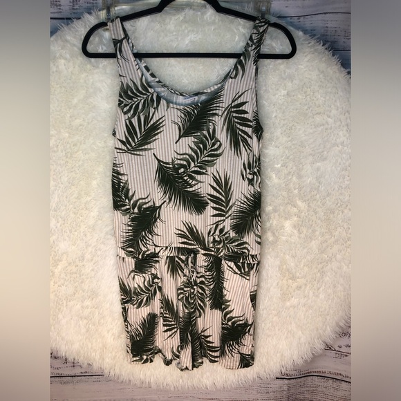 Lascana Tropical Green and Cream Jumpsuit NWOT 38🌴🍍🌴 - Picture 4 of 15